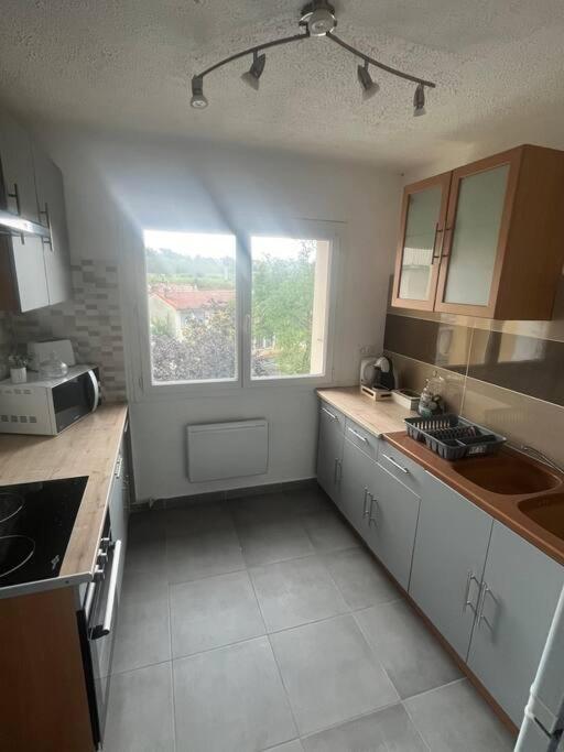 Bel Appartement Neuf, Bien Situe Carcassonne Exterior foto