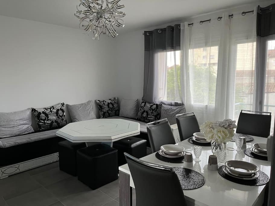 Bel Appartement Neuf, Bien Situe Carcassonne Exterior foto
